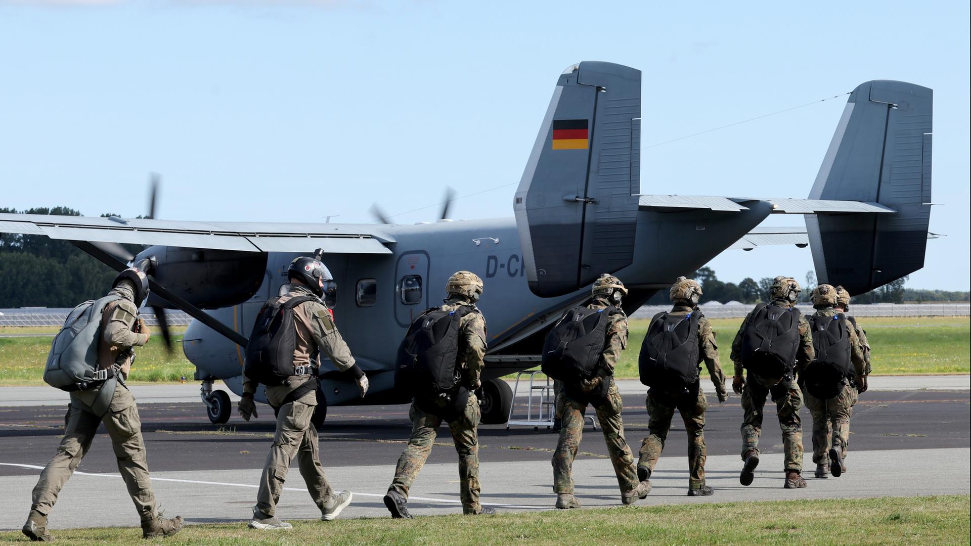 bundeswehr soldaten 150