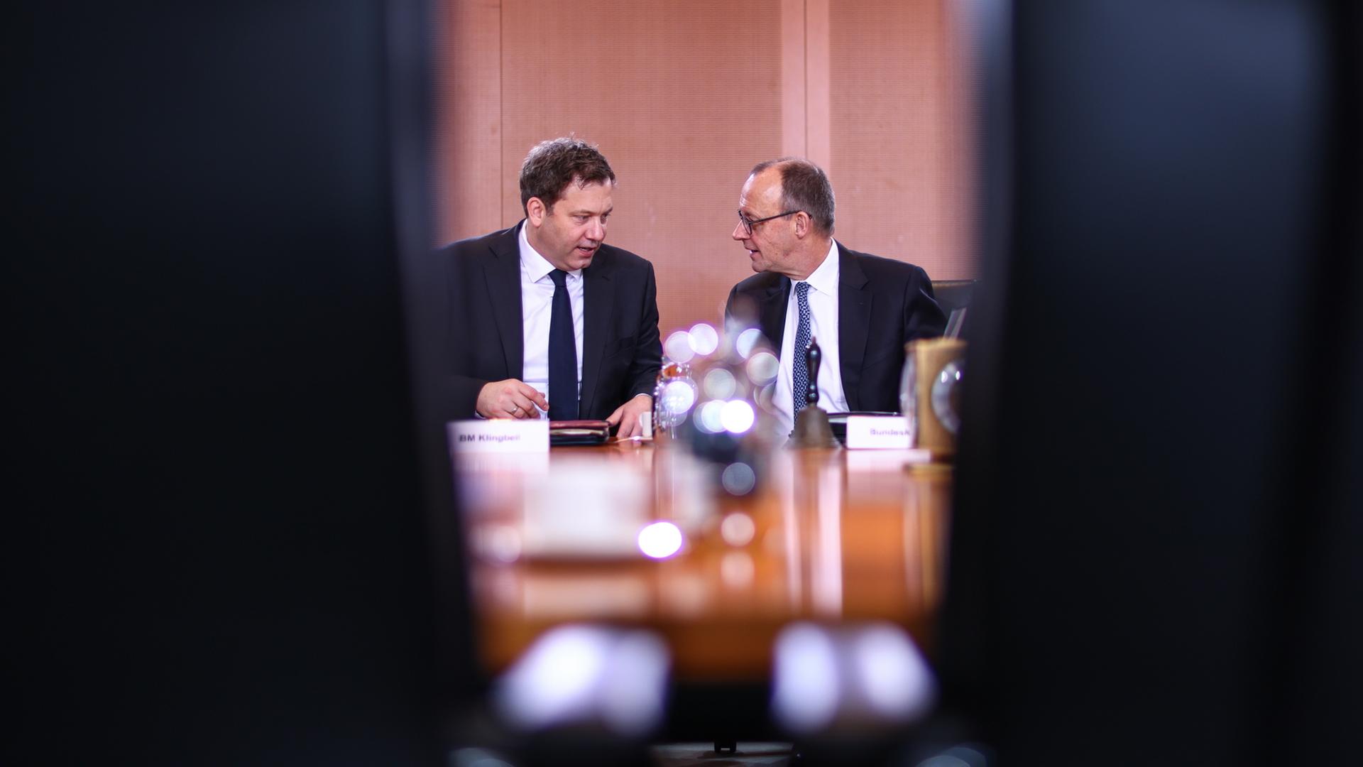 friedrich merz lars klingbeil 104