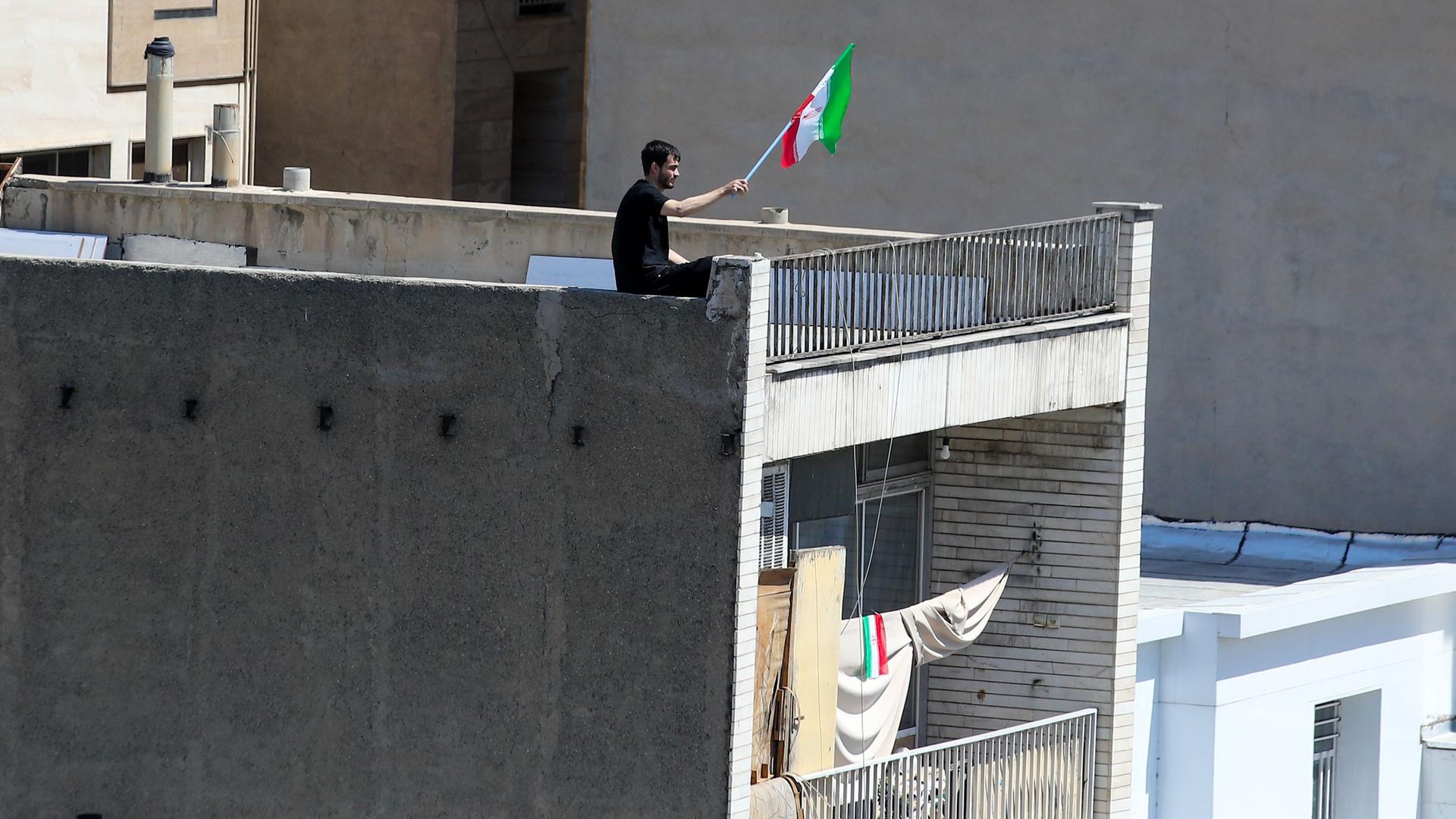 iran bevoelkerung 100