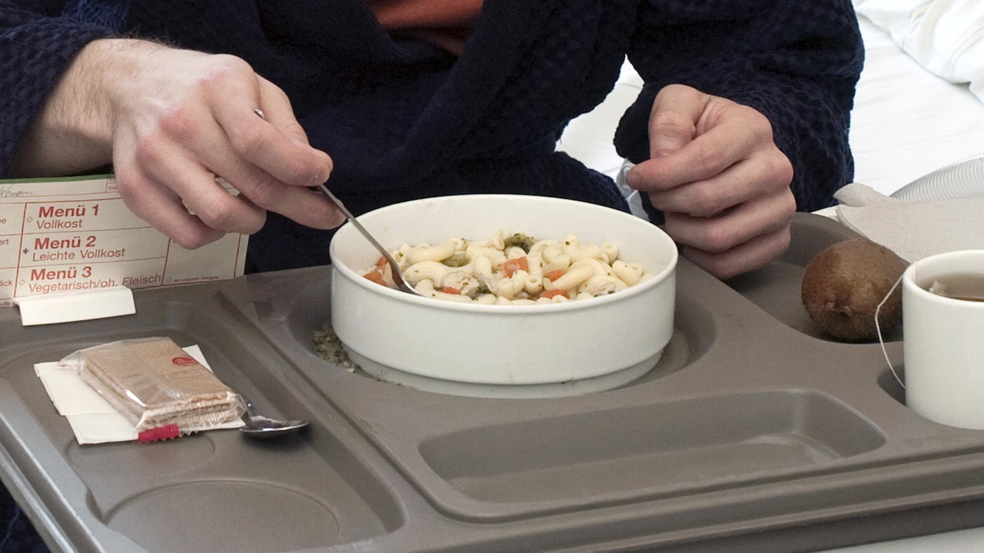 krankenhaus essen tablett 100