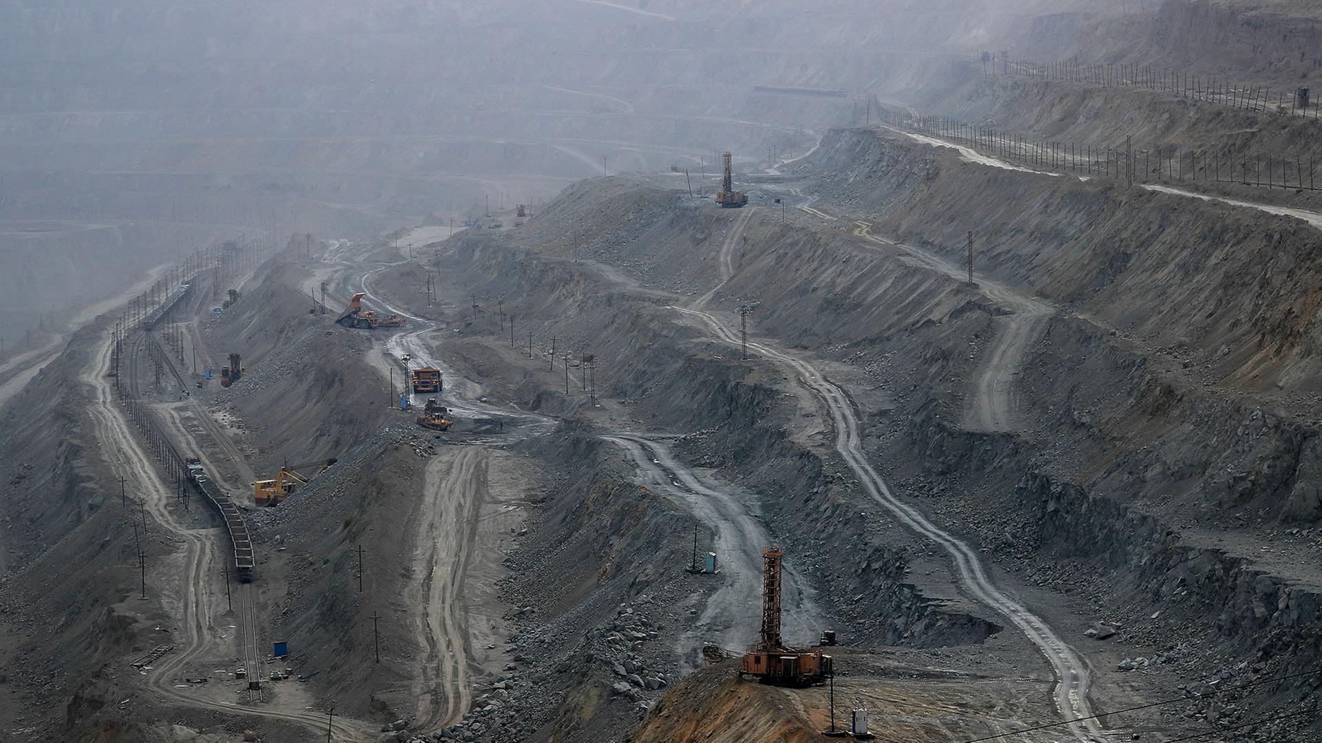 kupfermine usbekistan 100