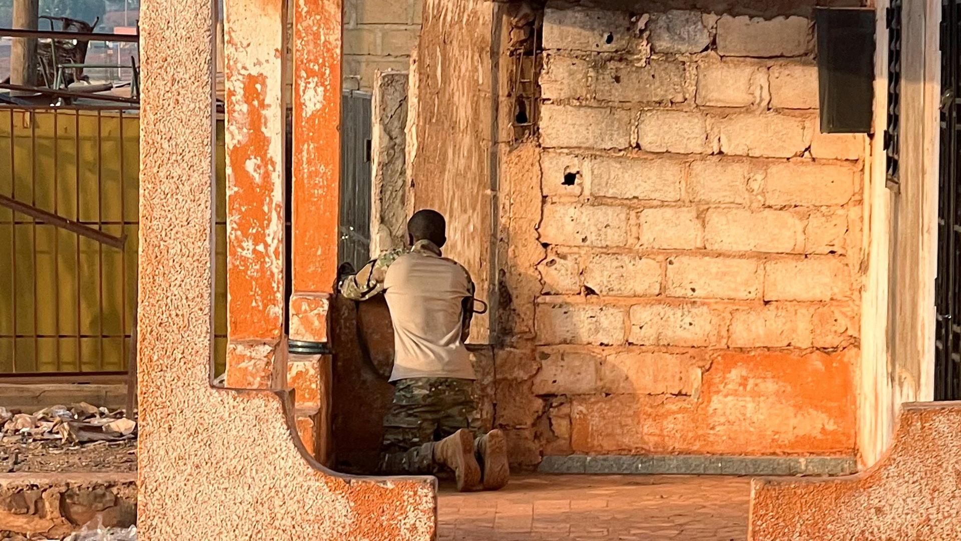 mali soldat 102
