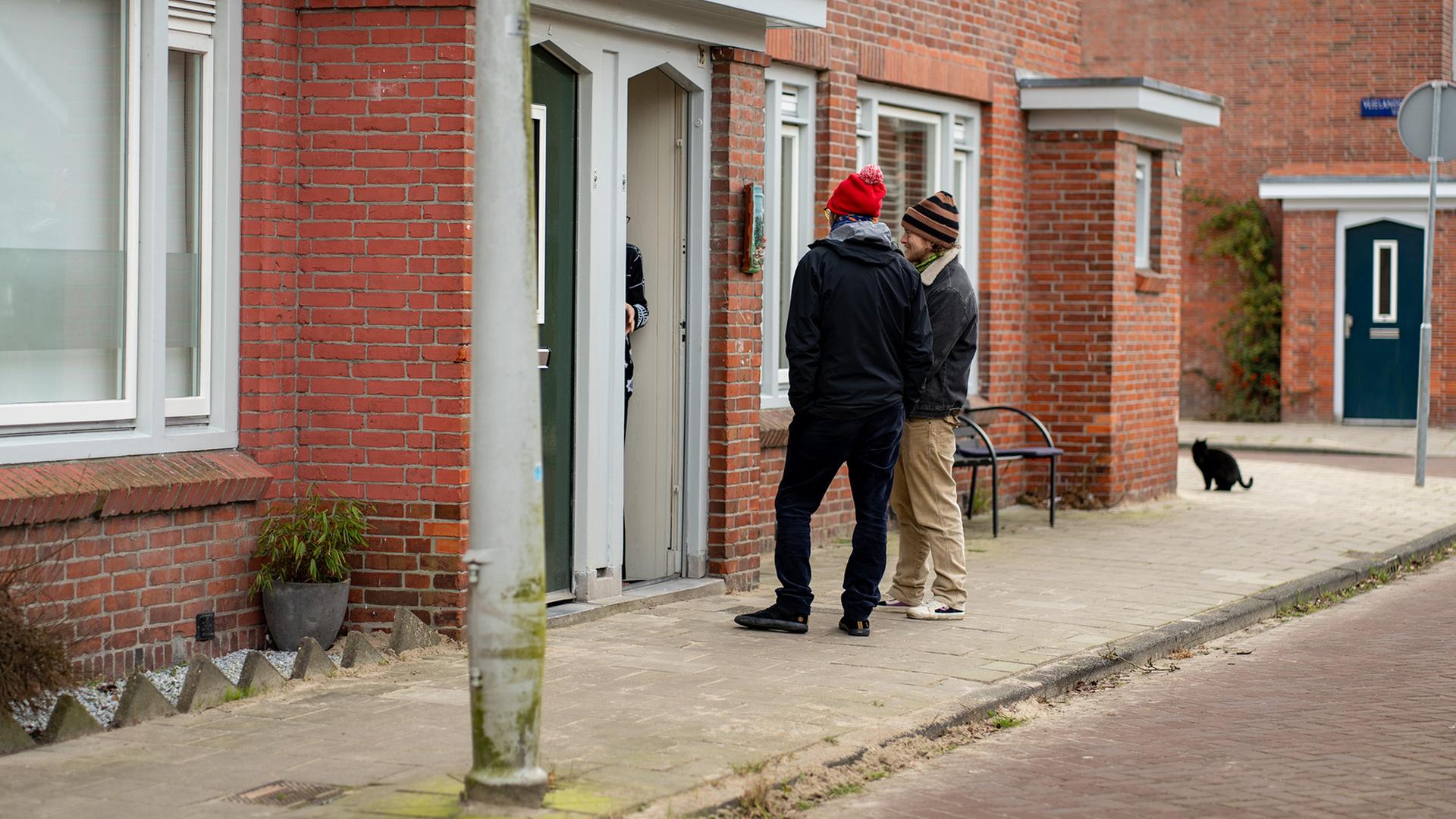 menschen haustuere 100