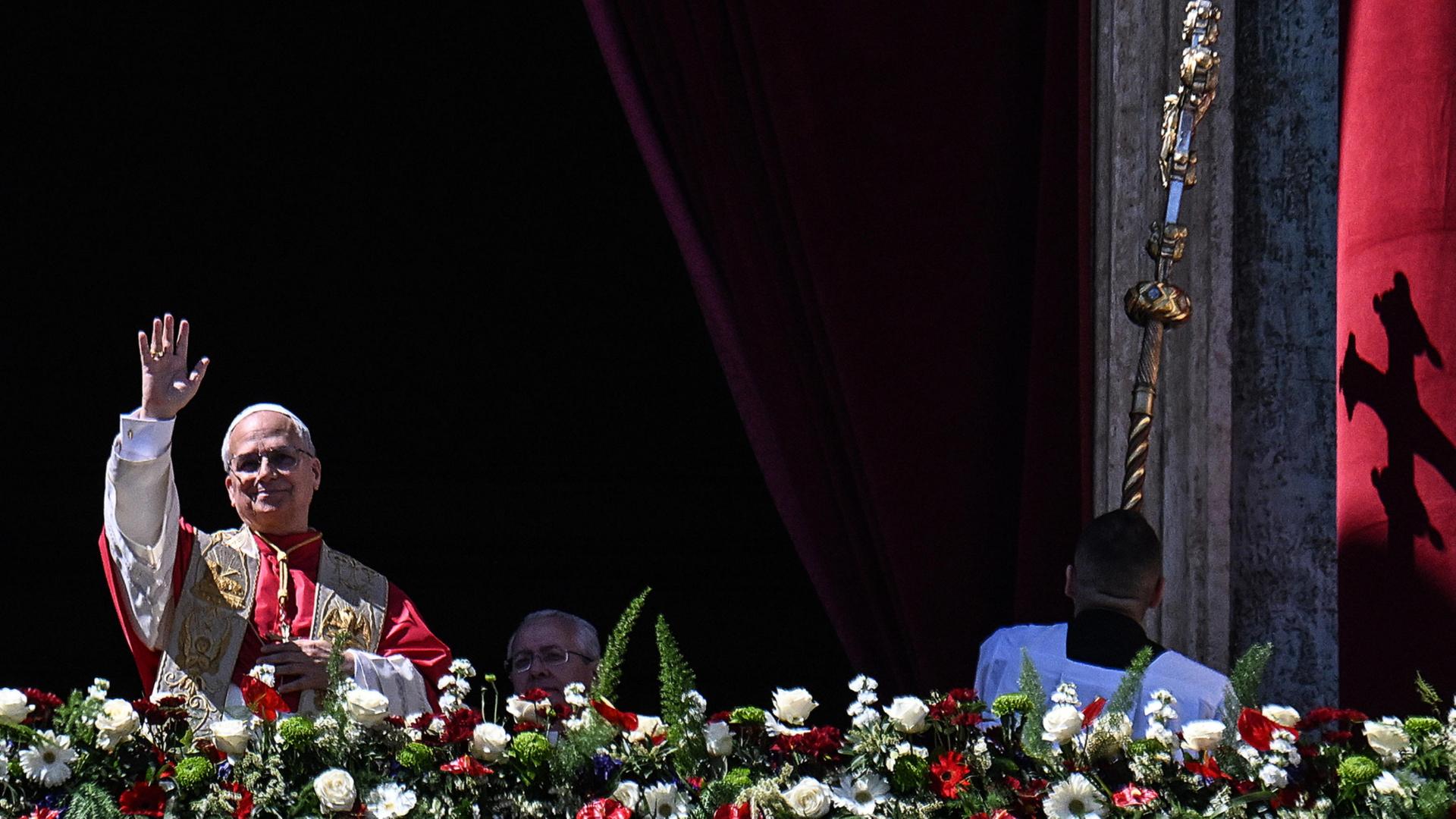 papst leo ostern 102