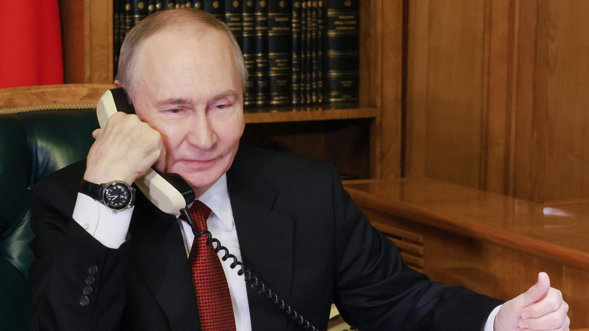 putin telefon 100