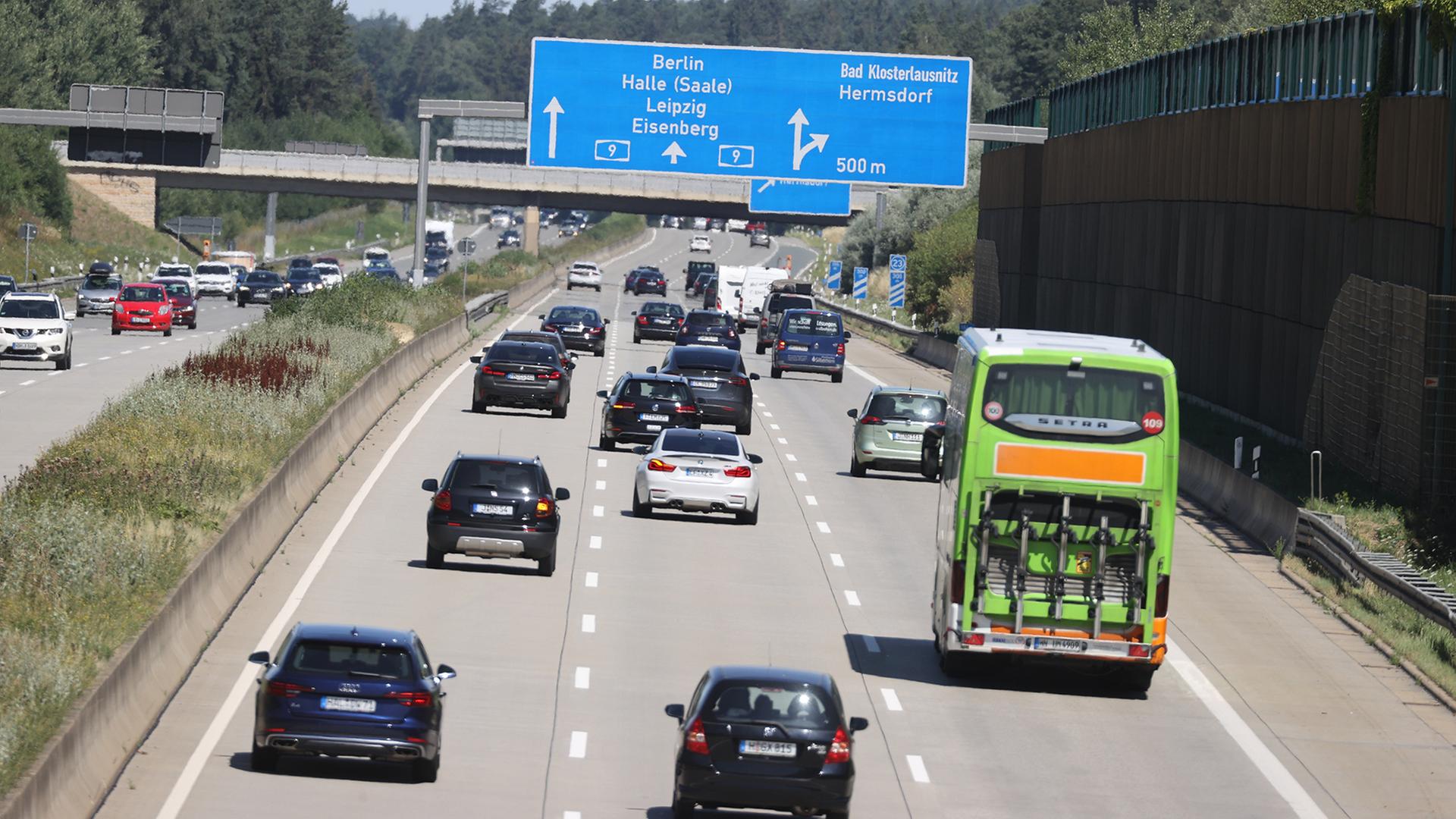 reisebus autobahn 100