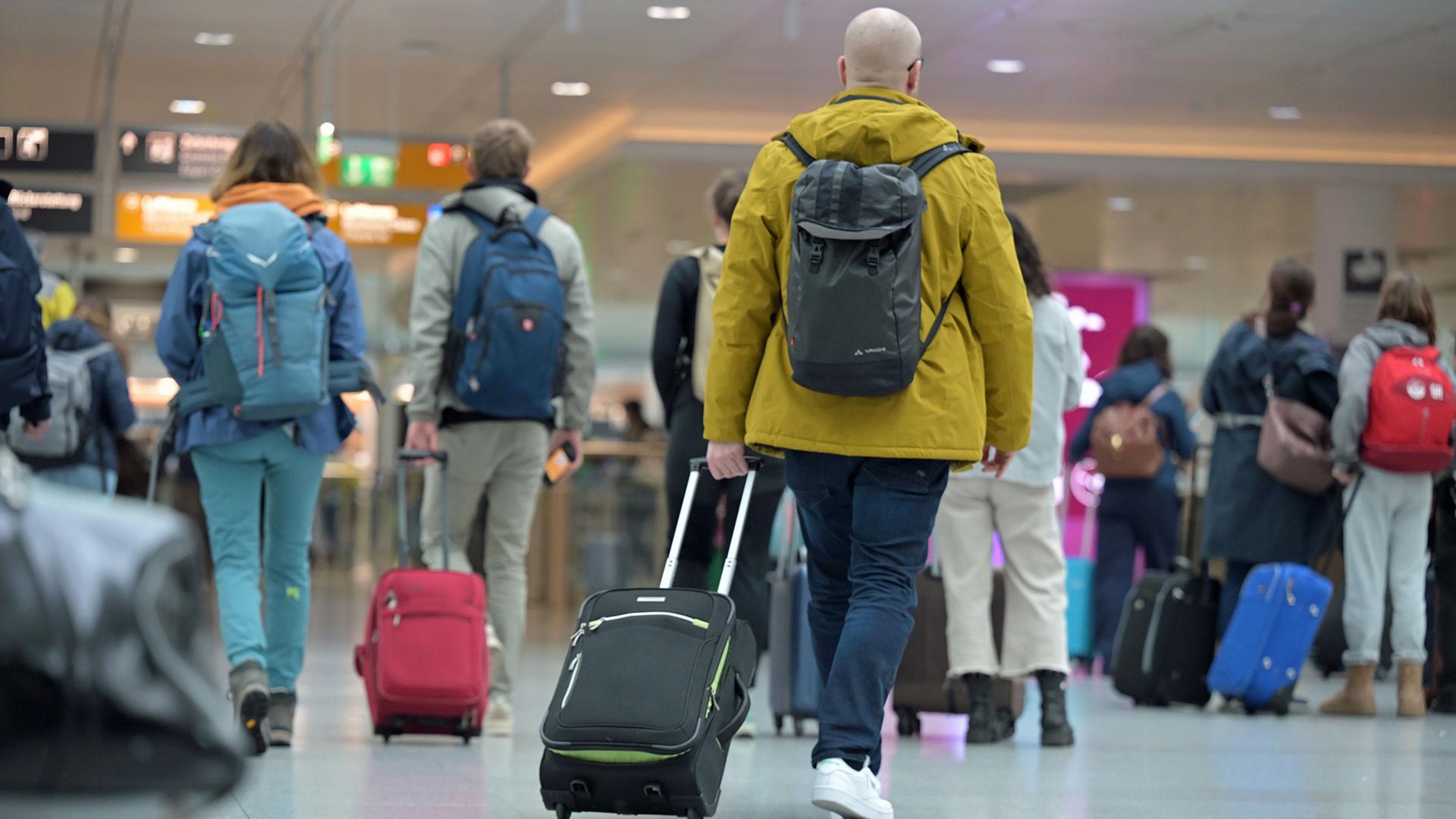 reisegaeste flughafen 100