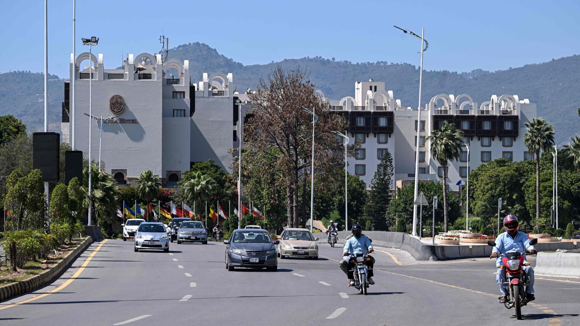 serena hotel islamabad 100