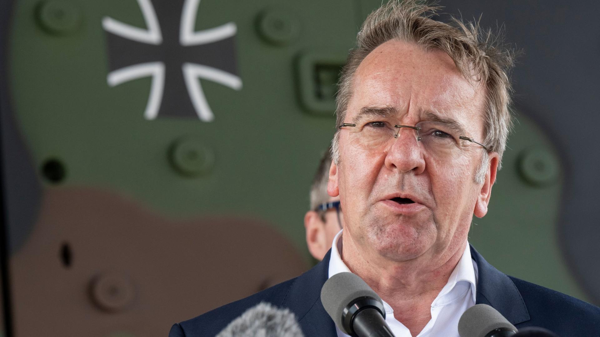 spd pistorius bundeswehr 100