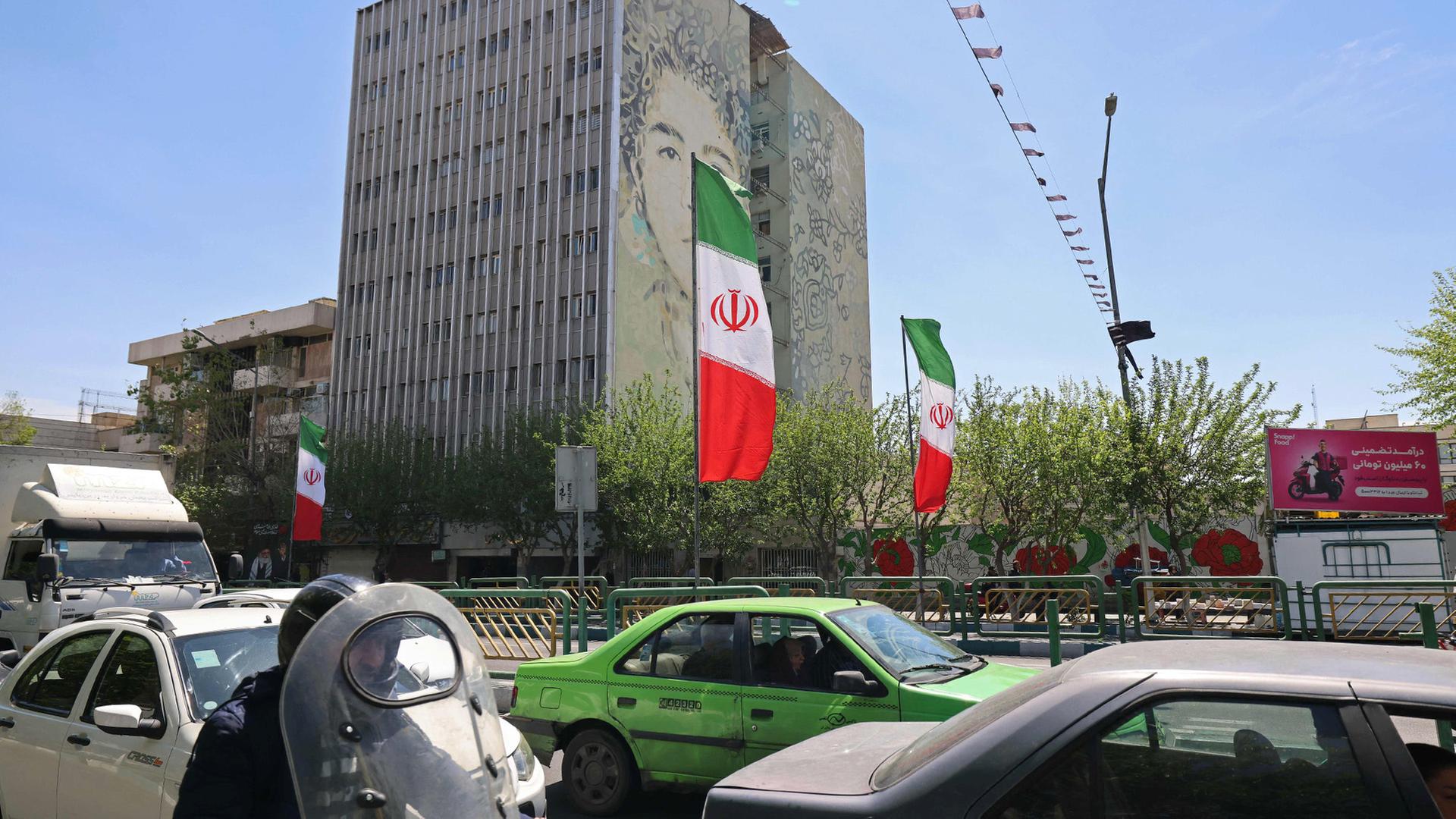 strasse teheran 102