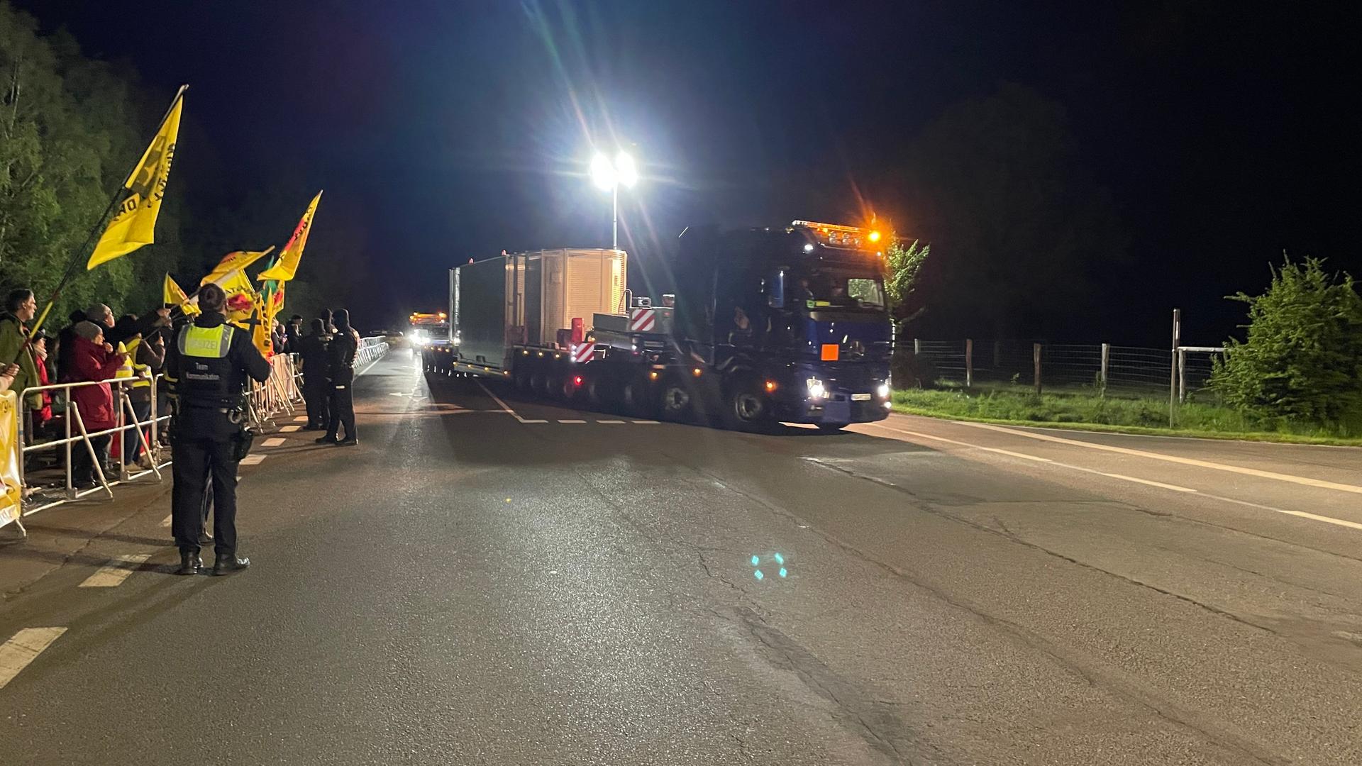 wdr castortransport von juelich nach ahaus 100