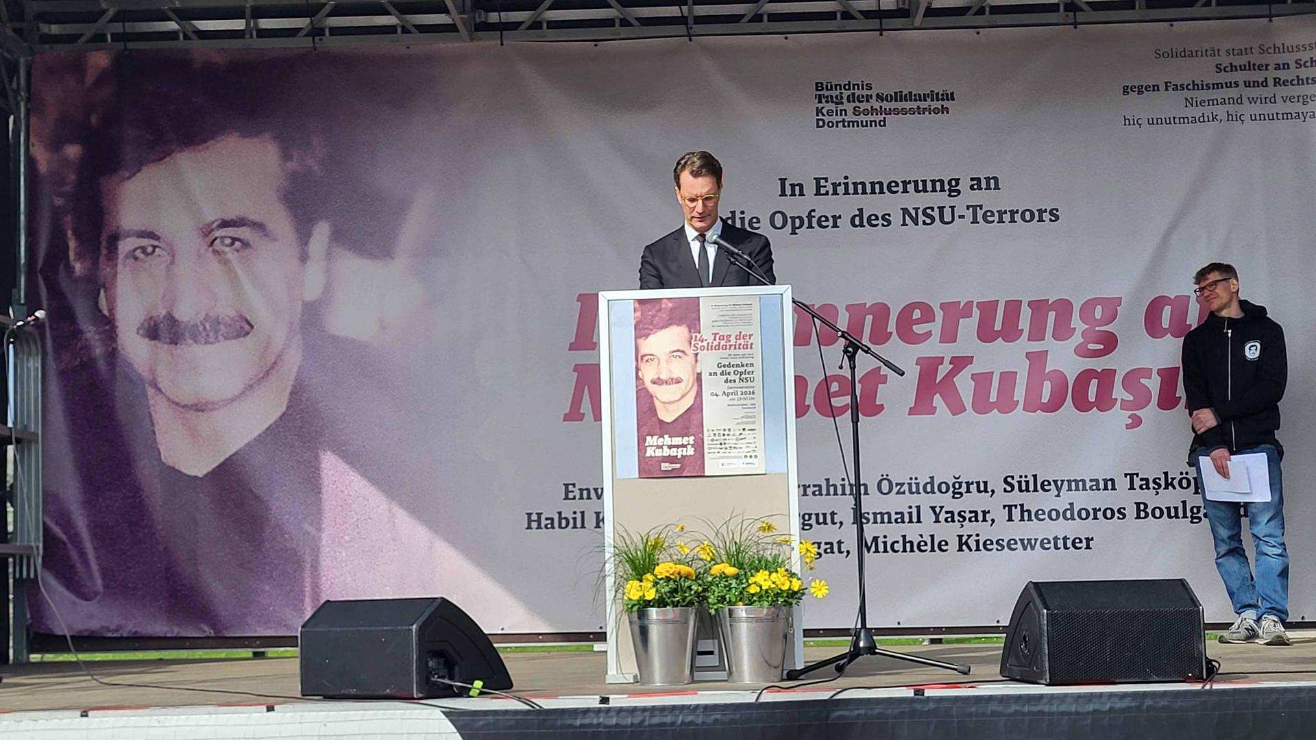 wdr wuest redet auf gedenkkundgebung fuer mehmet kubak 100