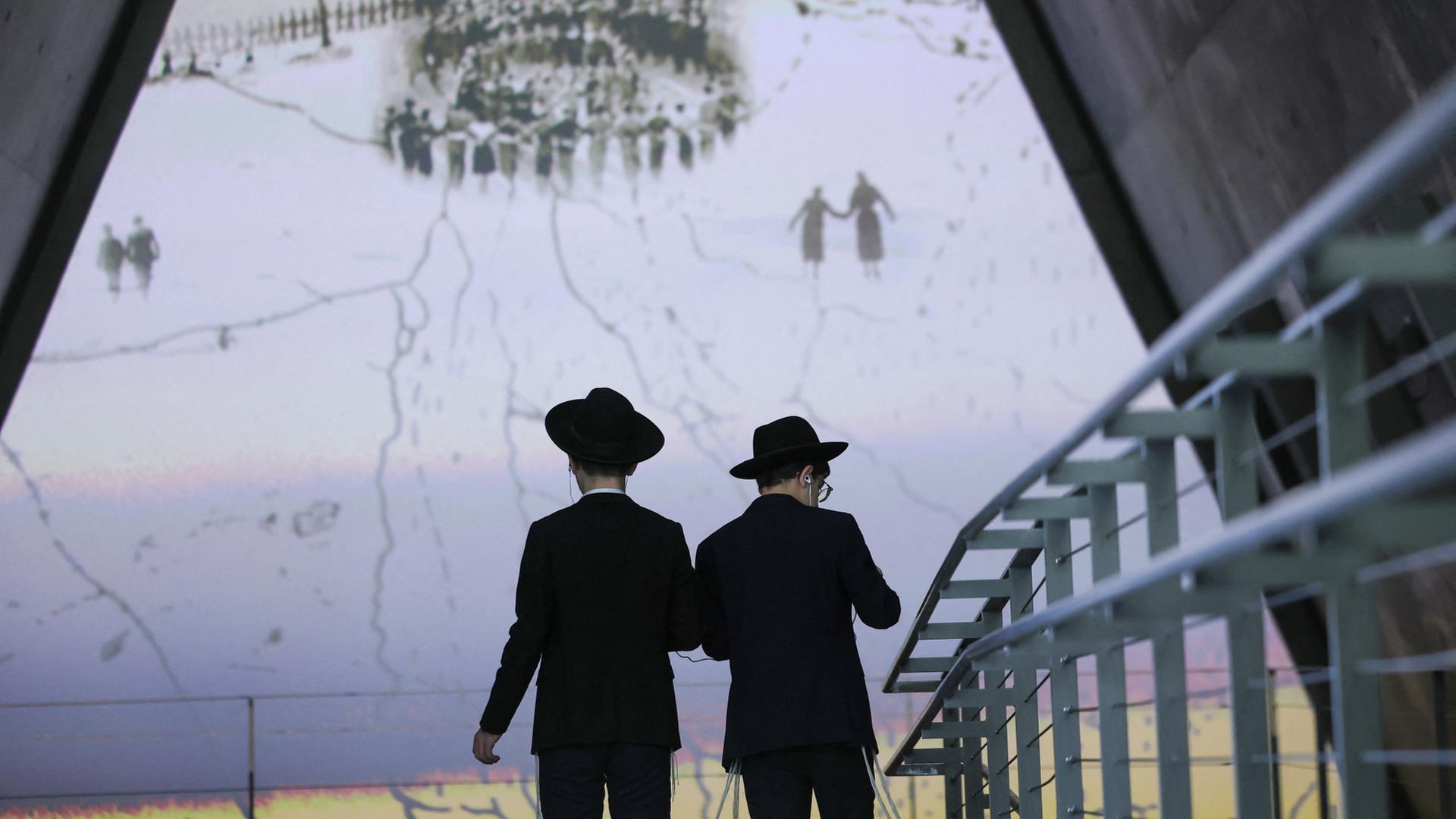 yad vashem holocaust 100