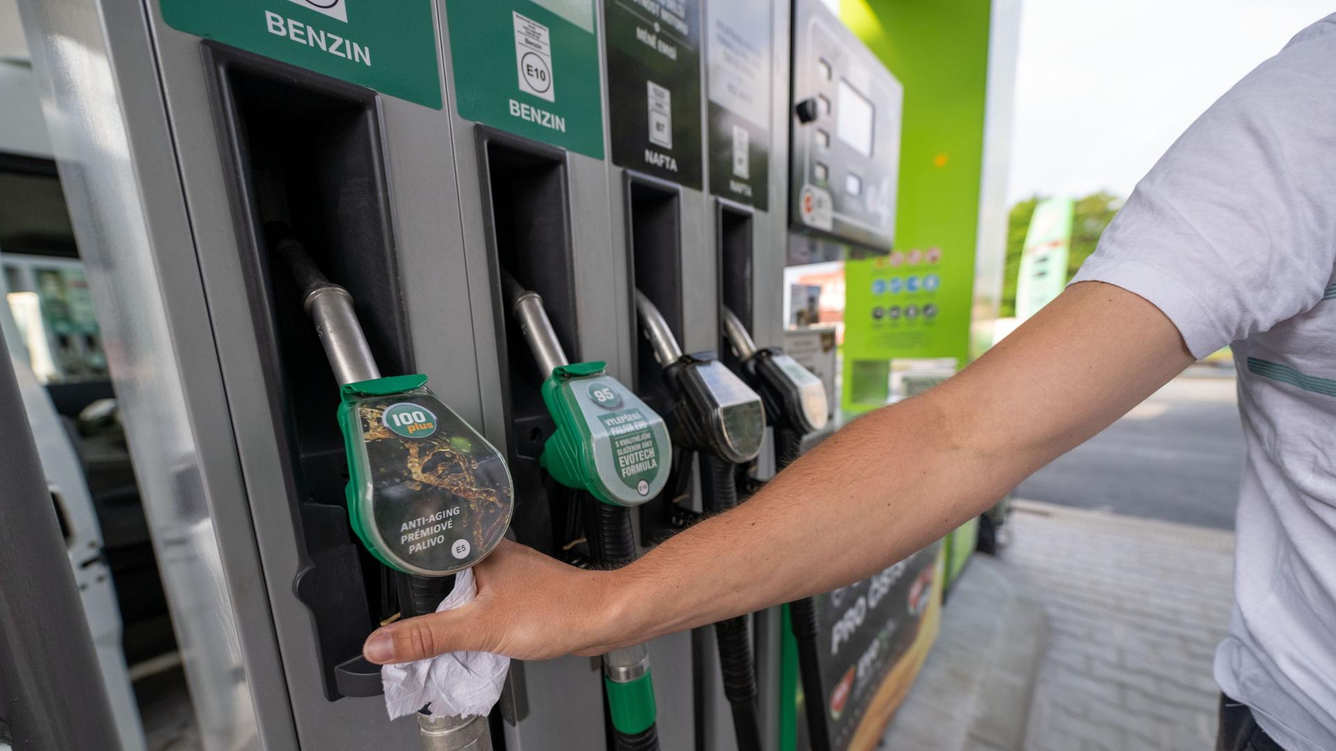 zapfpistolen tschechien 100