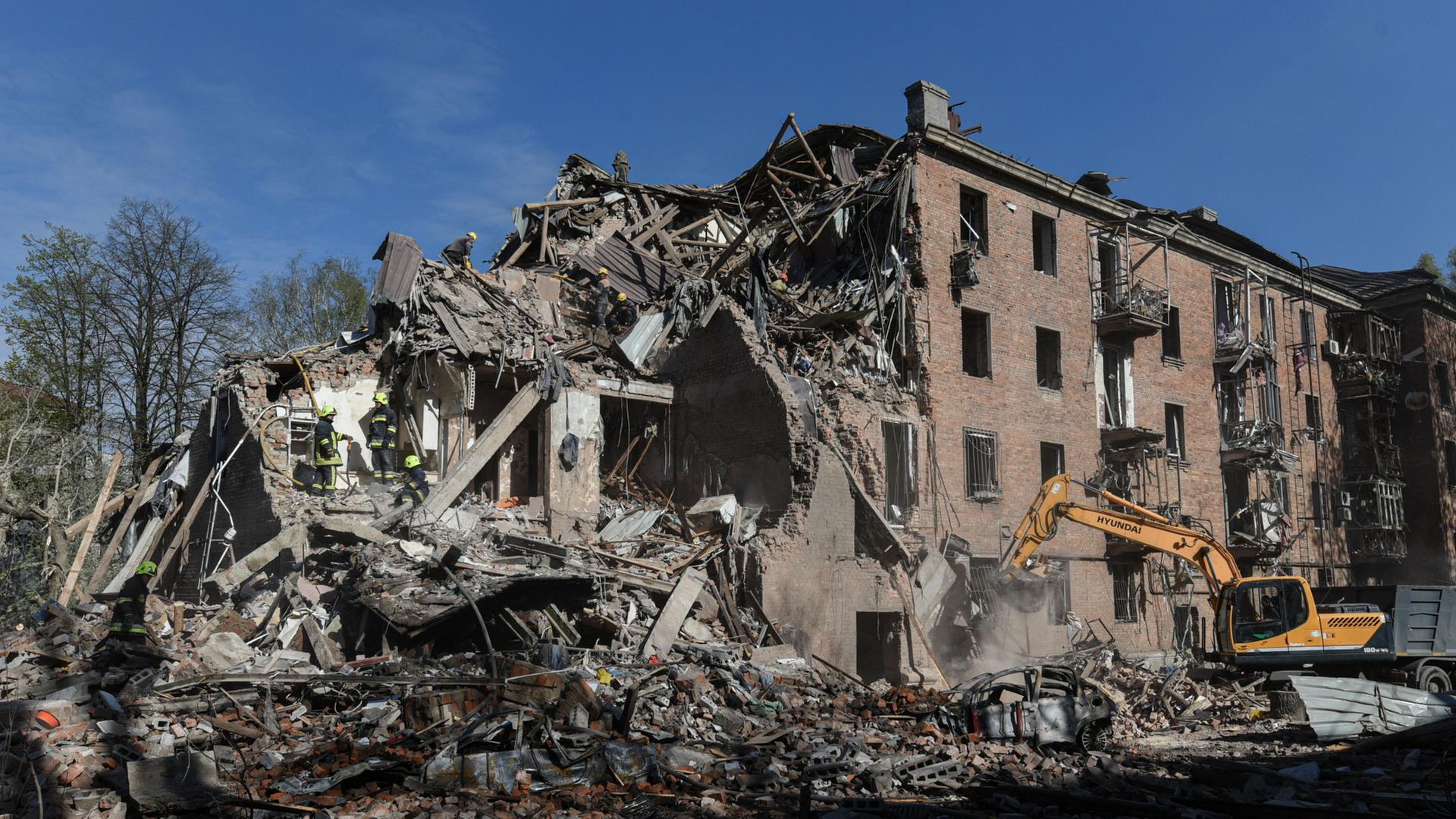 zerstoertes haus in nipro 100