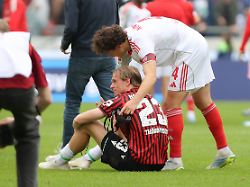 17 05 2026 xtgx fussball 2 bundesliga hannover 96 1 fc nuernberg v l stefan teitur thordarson hannover 96 enttaeuscht traurig frustriert ratlos fabio gruber 1