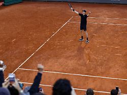 260518 rome may 18 2026 xinhua jannik sinner celebrates after winning the men s singles final between jannik sinner of italy and casper ruud of norway at the atp italian open in rome italy may 17 2026