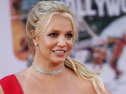 archiv 22 07 2019 usa los angeles britney spears saengerin aus den usa kommt zu einer filmpremiere in das tcl chinese theater imax