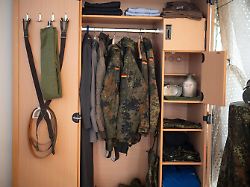 bewerbertage bei der bundeswehr bewerber muessen dafuer eine eignungspruefung bestehen im vortragssaal ist die zukuenftige ausruestung ausgestellt die kann man auch mal ausprobieren