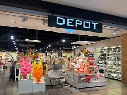 deko einrichtungskette depot depot filiale in den riem arcaden in muenchen