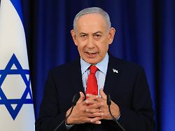 der israelische ministerpraesident benjamin netanjahu spricht waehrend einer pressekonferenz in jerusalem zu dpa iran krieg ist fuer netanjahu noch nicht beendet dpa bildfunk