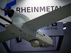 eine fv 014 recce und strike drohne der firma rheinmetall ist bei der xponential europe leitmesse fuer autonomie und robotik zu sehen