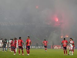 fans von medellin sorgen fuer den spielabbruch