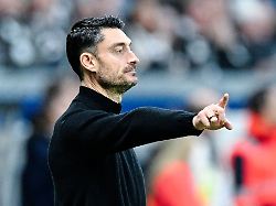 frankfurts trainer albert riera verzichtet weiter auf can uzun und younes ebnoutalib