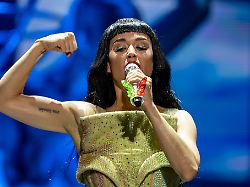 katy perry performs live on stage during the life times tour 2025 music concert in casalecchio di reno italy on november 2 2025 photo by alessio marini ipa abacapress 1