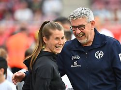 marie louise eta trainerin union berlin mit trainer urs fischer 1 fsv mainz 05 fussball 1 bundesliga saison 2025 2026 33 spieltag spieltag33 1 fsv mainz 05 1 fc union berlin am 10 05 2026 mewa arena