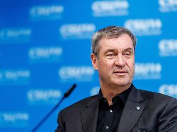 markus soeder csu parteivorsitzender und ministerpraesident von bayern spricht am 11 05 2026 auf einer pressekonferenz in der csu landesleitung in muenchen bayern