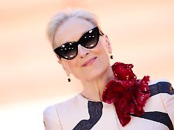meryl streep poses for photographers at the photo call for the film the devil wears prada 2 in london friday april 24 2026