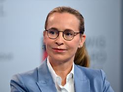 prof dr frauke brosius gersdorf staatsrechtlerin einzelbild angeschnittenes einzelmotiv portrait portraet ludwig erhard gipfel vom 28 30 04 2026 auf gut kaltenbrunn am tegernsee