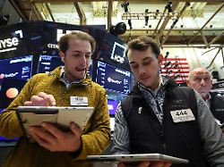 traders work on the floor during the ipo for hawkeye 360 at the new york stock exchange in new york city u s may 7 2026