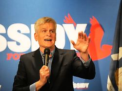 u s sen bill cassidy r la greets supporters at a campaign stop at drago s restaurant tuesday may 5 2026 in metairie la
