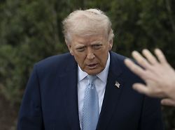 washington dc united states march 20 united states president donald trump speaks to the press before his departs the white house en route miami florida on march 20 2026 in washington dc