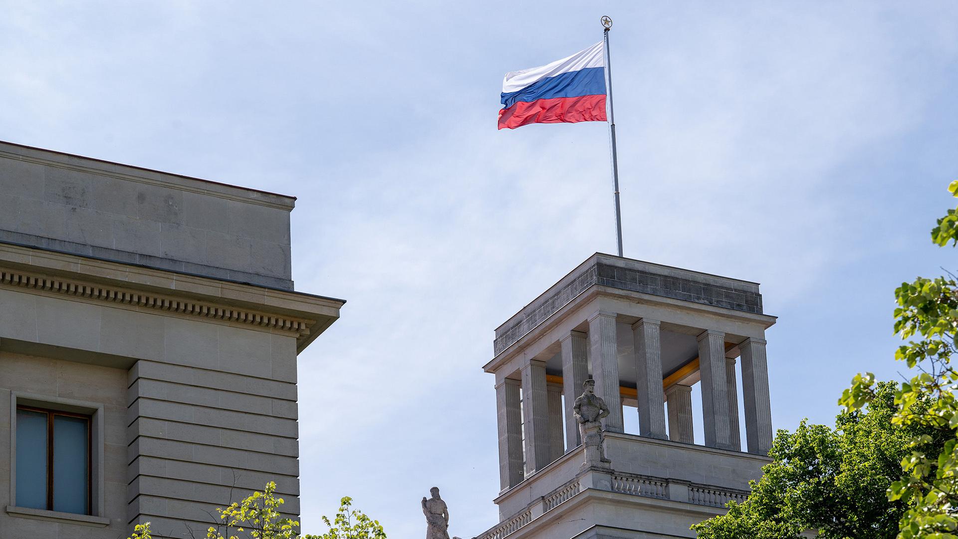 botschaft russland 102
