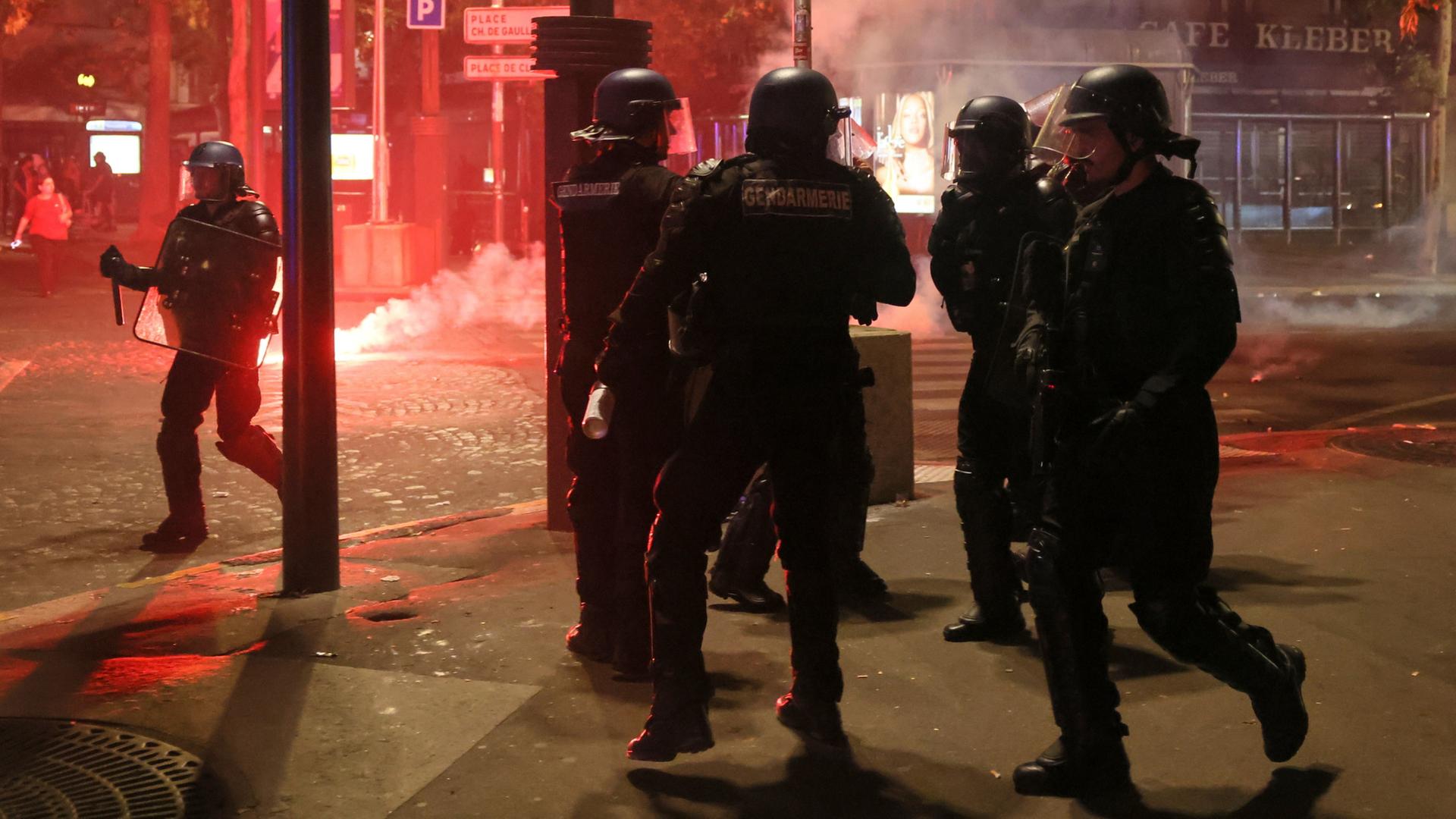 paris psg ausschreitungen 100