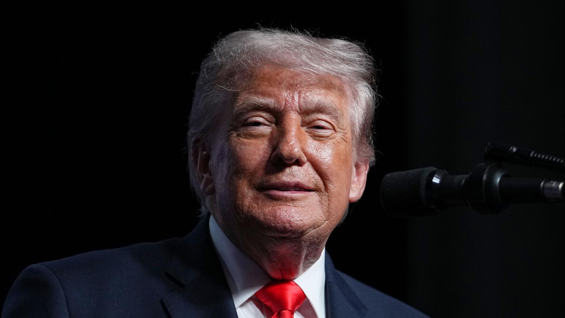 trump 4932