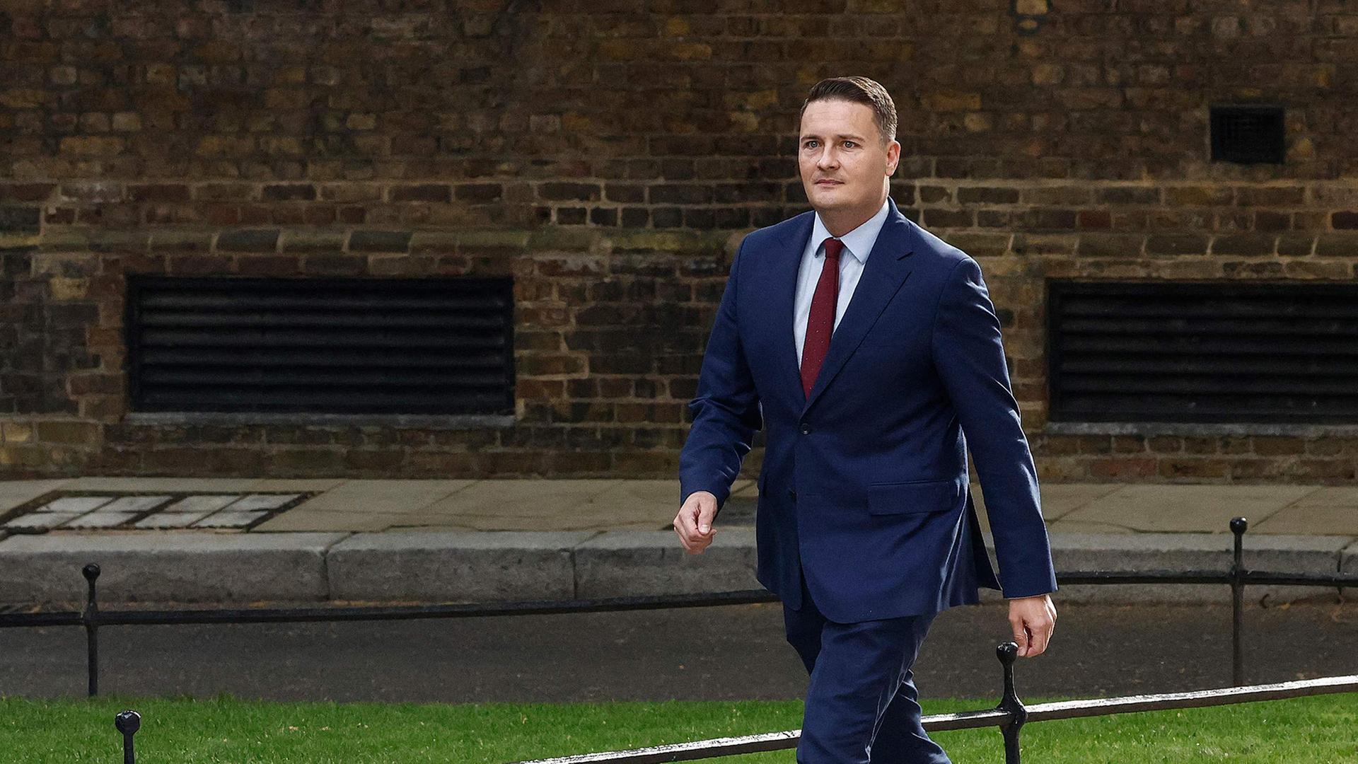 wes streeting 104