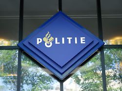 22 05 2019 den haag niederlande das logo der polizei in den niederlande ist an einer polizeistation