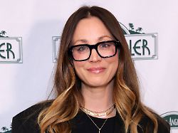 9 january 2026 los angeles california kaley cuoco the stella adler academy of acting and theatre staged benefit reading of all the president s men held at harmony gold theater in los angeles