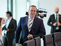 boris pistorius spd bundesminister der verteidigung nimmt an der sitzung des bundeskabinetts im bundeskanzleramt teil
