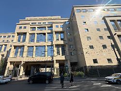 das moskauer stadtgericht hier beginnt heute das revisionsverfahren gegen den duesseldorfer wagenbauer jacques tilly