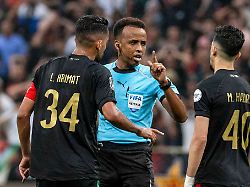 der fuer die fussball wm vorgesehene schiedsrichter omar artan durfte nicht in die usa einreisen