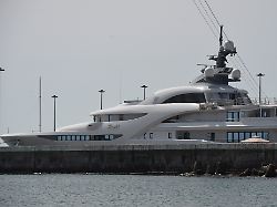 die yacht graceful vom russischen praesidenten vladimir putin liegt am 13 07 2015 im yachthafen von sotchi russland