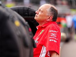 ferrari teamchef frederic vasseur muss in einer klinik behandelt werden