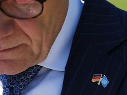 german foreign minister johann wadephul wears a pin with the german and u n flags during a press conference outside the u n headquarters in new york city u s june 2 2026