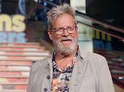 june 28 2026 los angeles california usa jeff bridges at the premiere of minions monsters at the dolby theatre 1
