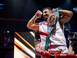 oberhausen germany 10th jan 2026 agit kabayel germany vs damian knyba poland boxing boxen 10 01